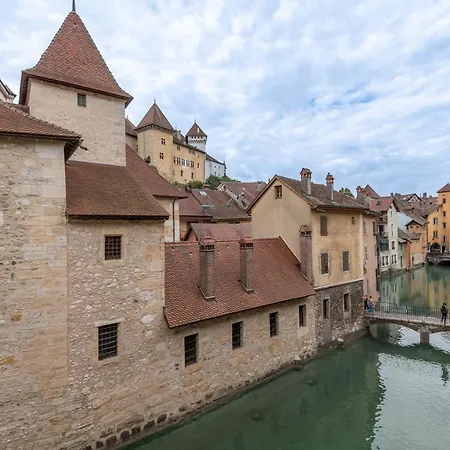 Les D'anniciaca - Hyper Centre Avec Vue Sur Le Chateau 아파트 *
